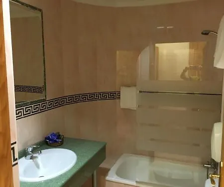 Hotel Palacios Rojales